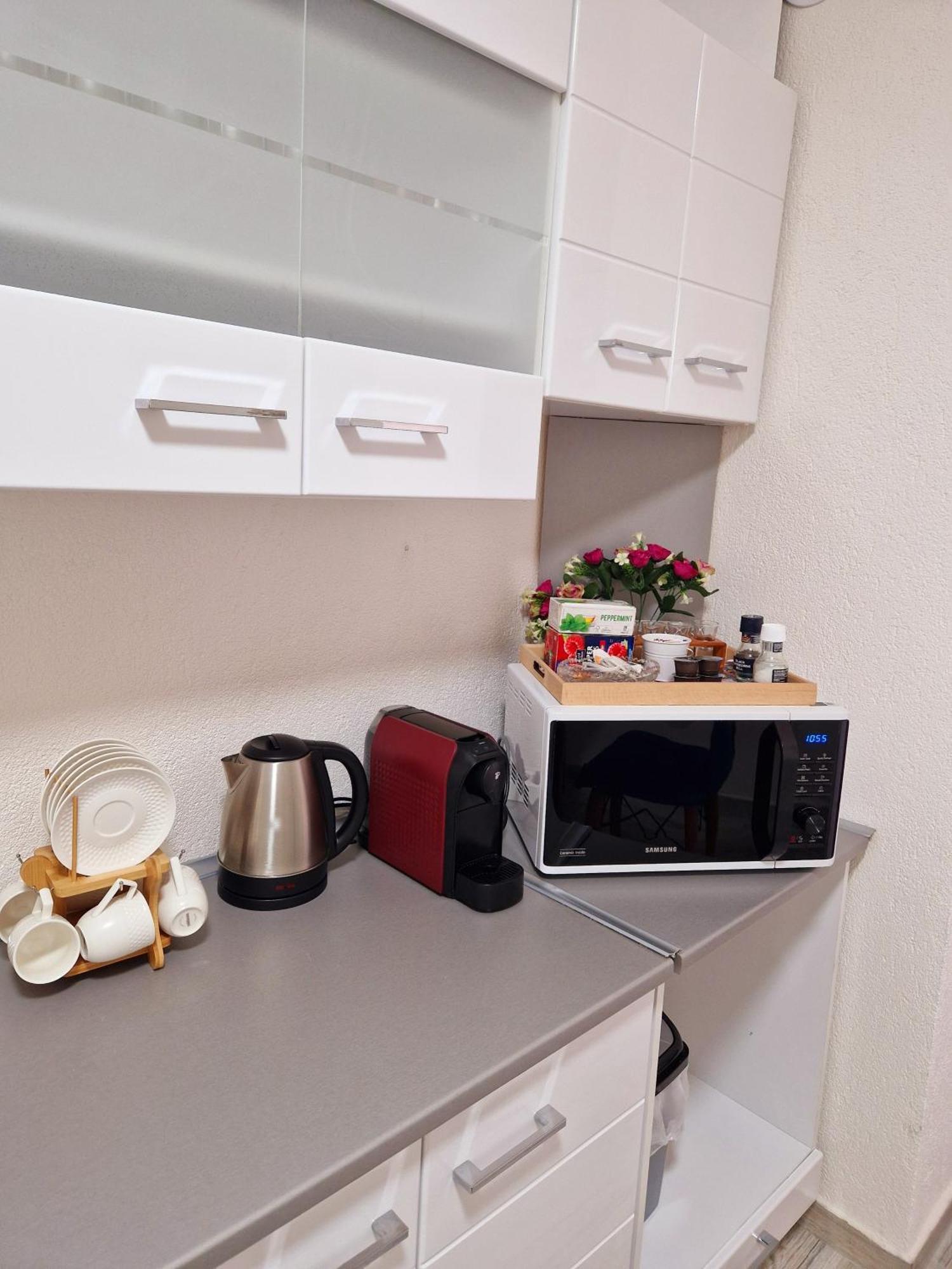 Ori Modern Apart Malul Muresului , Arad Esterno foto